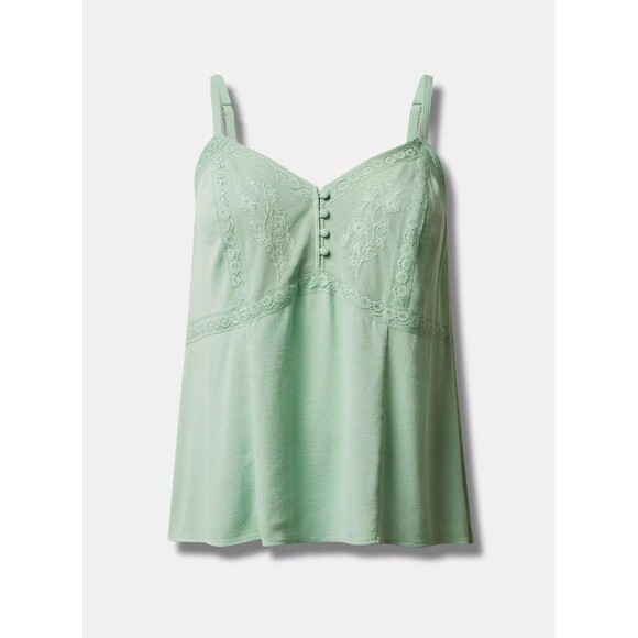 NWT Torrid Crinkle Gauze Embroidered Babydoll Tank Top Size 4 or 26 Plus - Picture 1 of 5